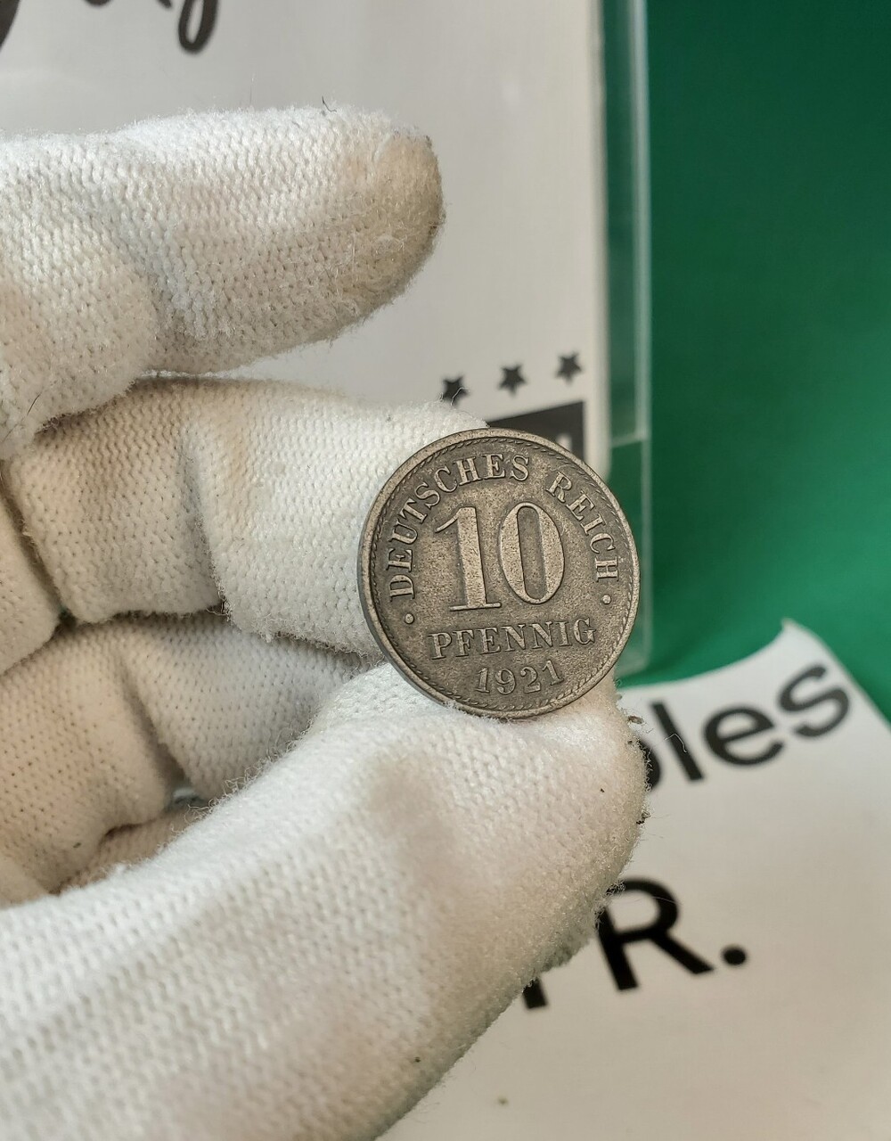 1921 Germany 10 Pfennig – UNC Weimar Zinc Deep Charcoal Tone - Picture 10 of 11